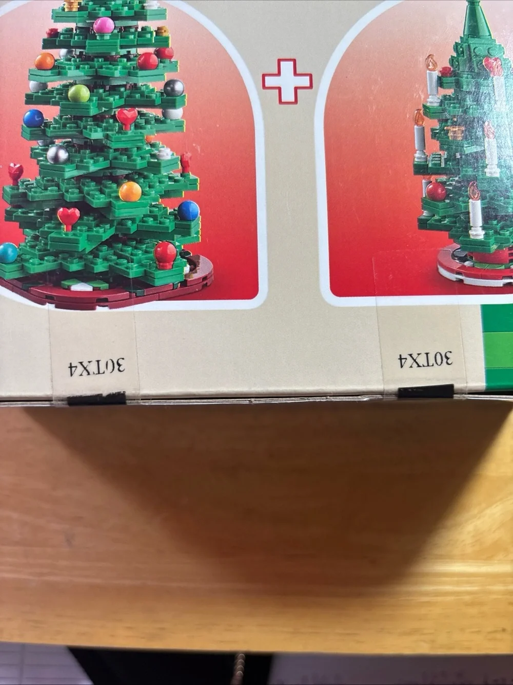 LEGO Green Christmas Tree Set #40573  784 PCS-  sealed